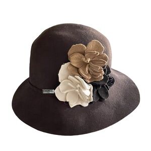 Betmar New York Fiona Brown Wool Hat With Flowers One Size